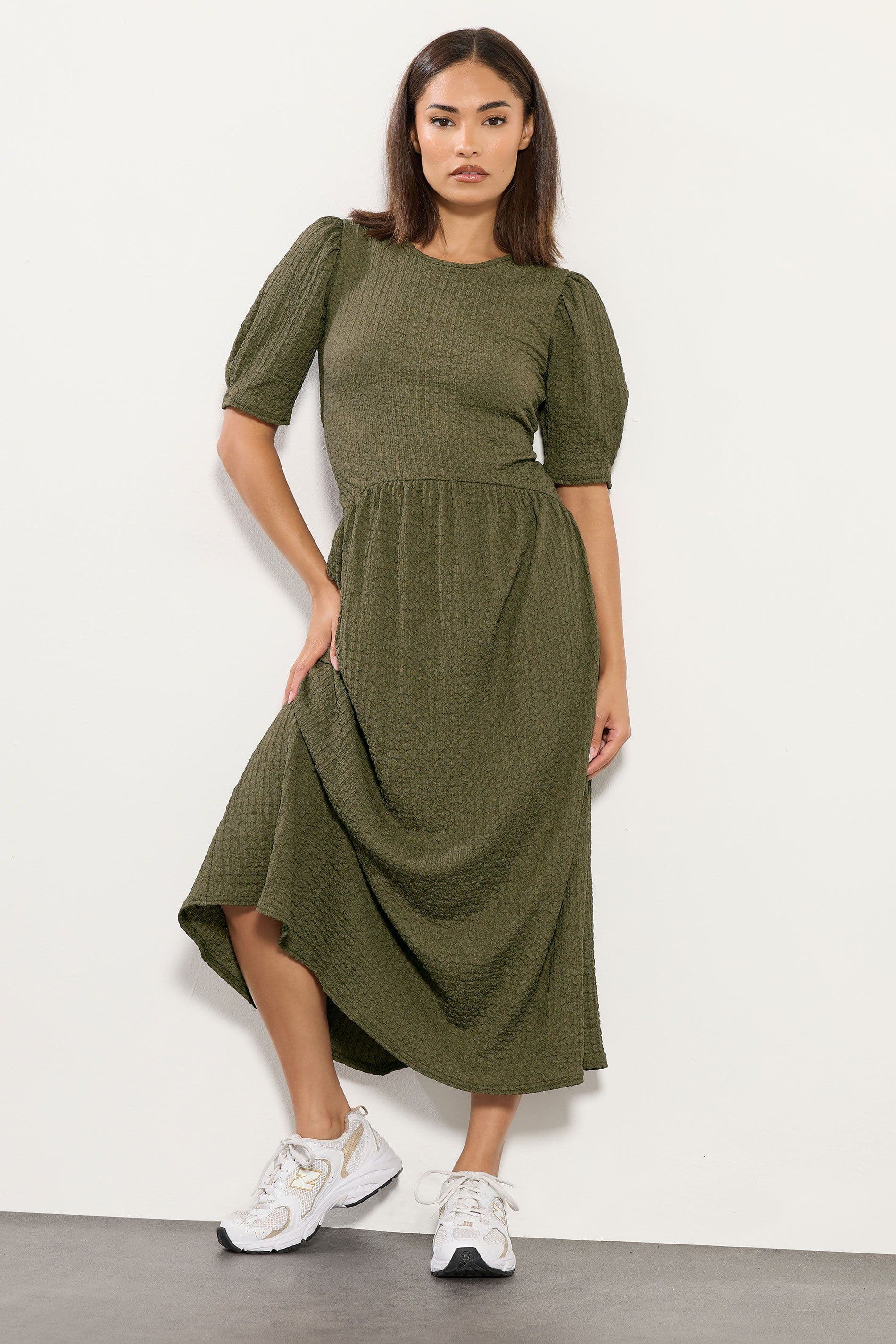 PixieGirl Women's Petite Textured Midi Dress in Dark Olive | Size: 6