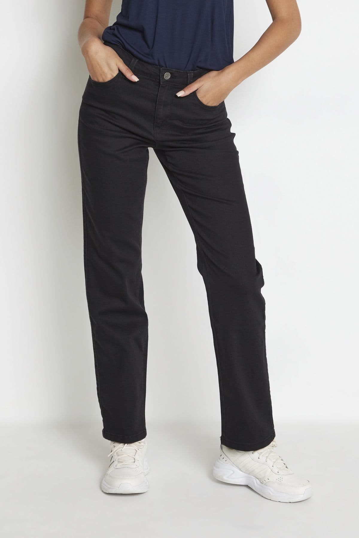 Vvicky Straight Leg Jeans