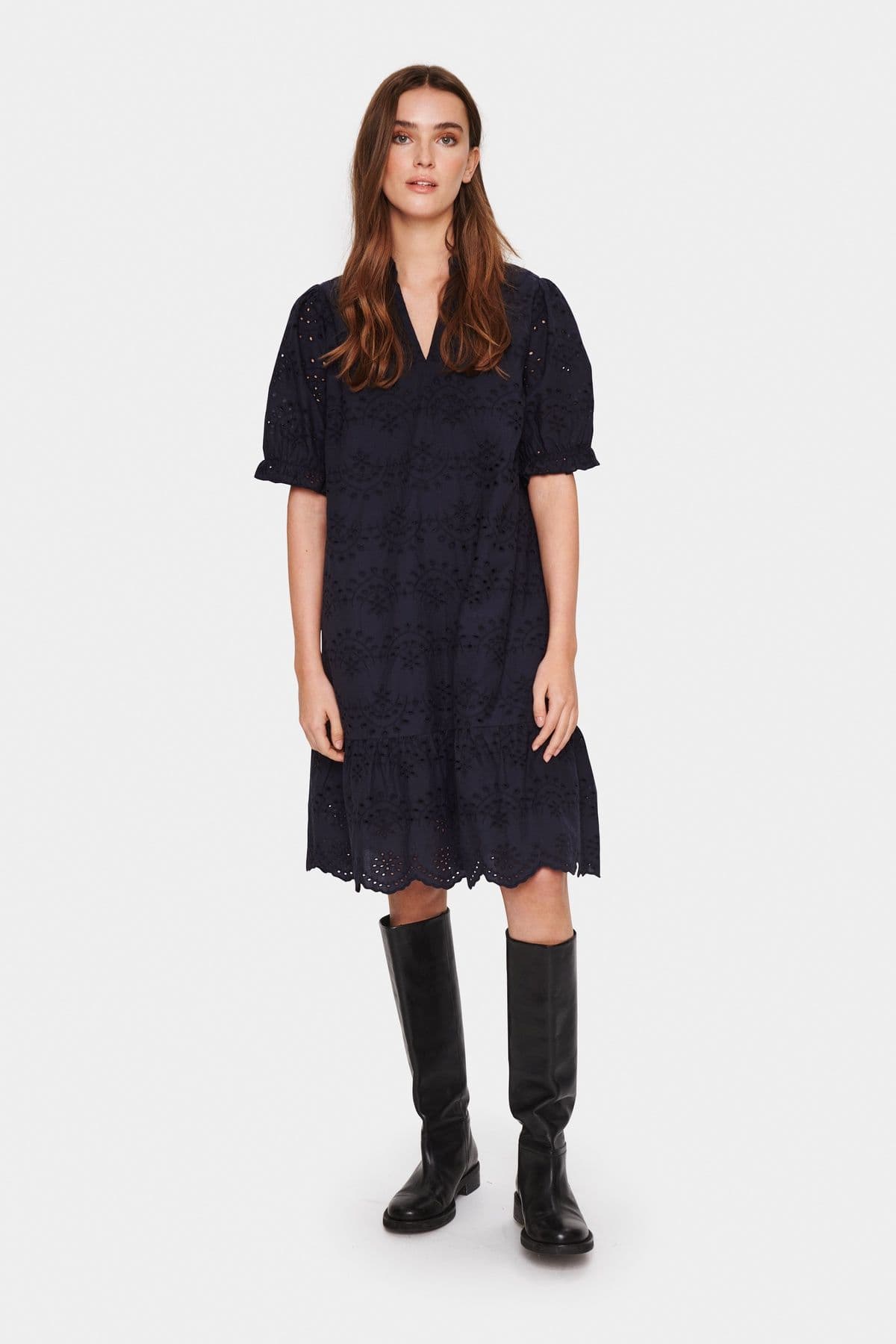 Geleksa Midi Dress