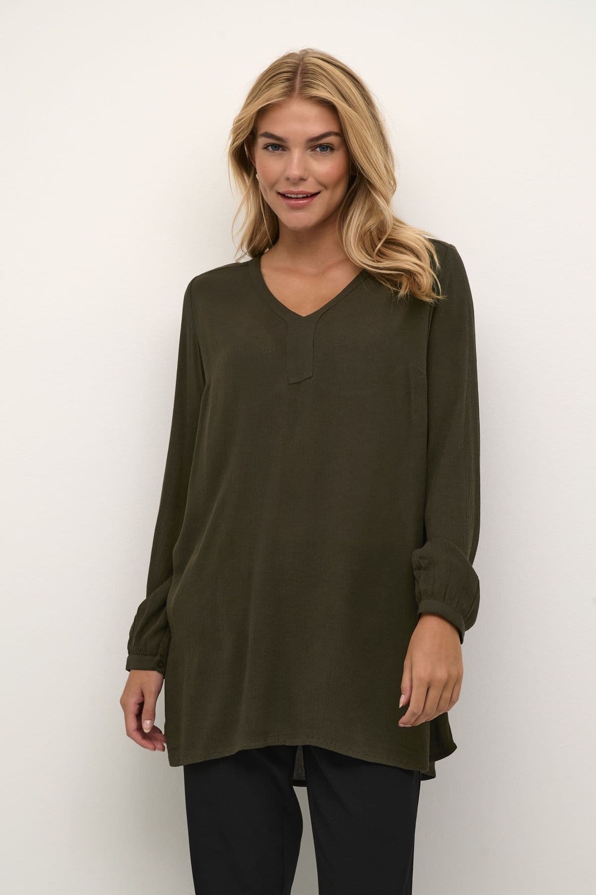 Amber Long Sleeve V Neck Tunic