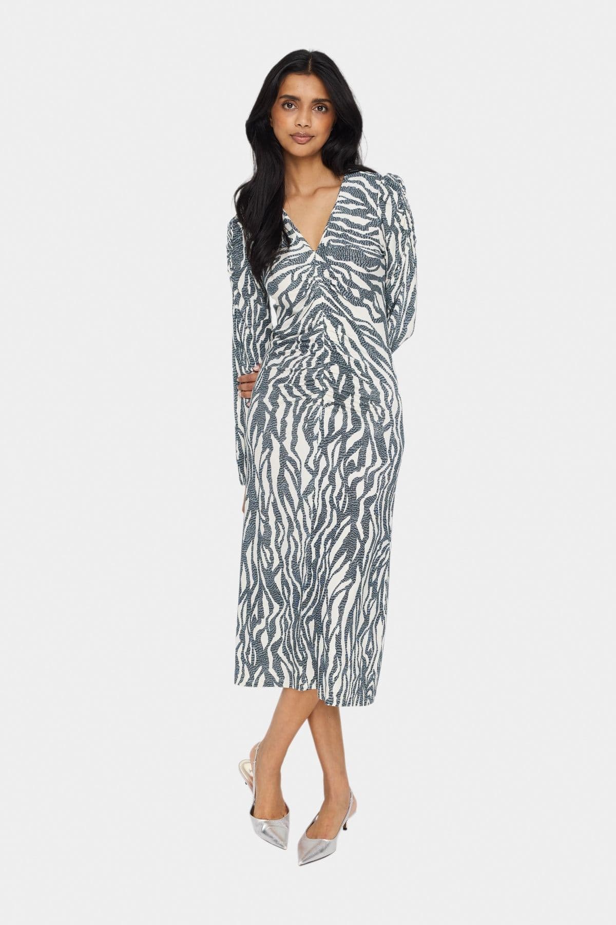 GhitaSZ Long Sleeve V neck Midi Dress