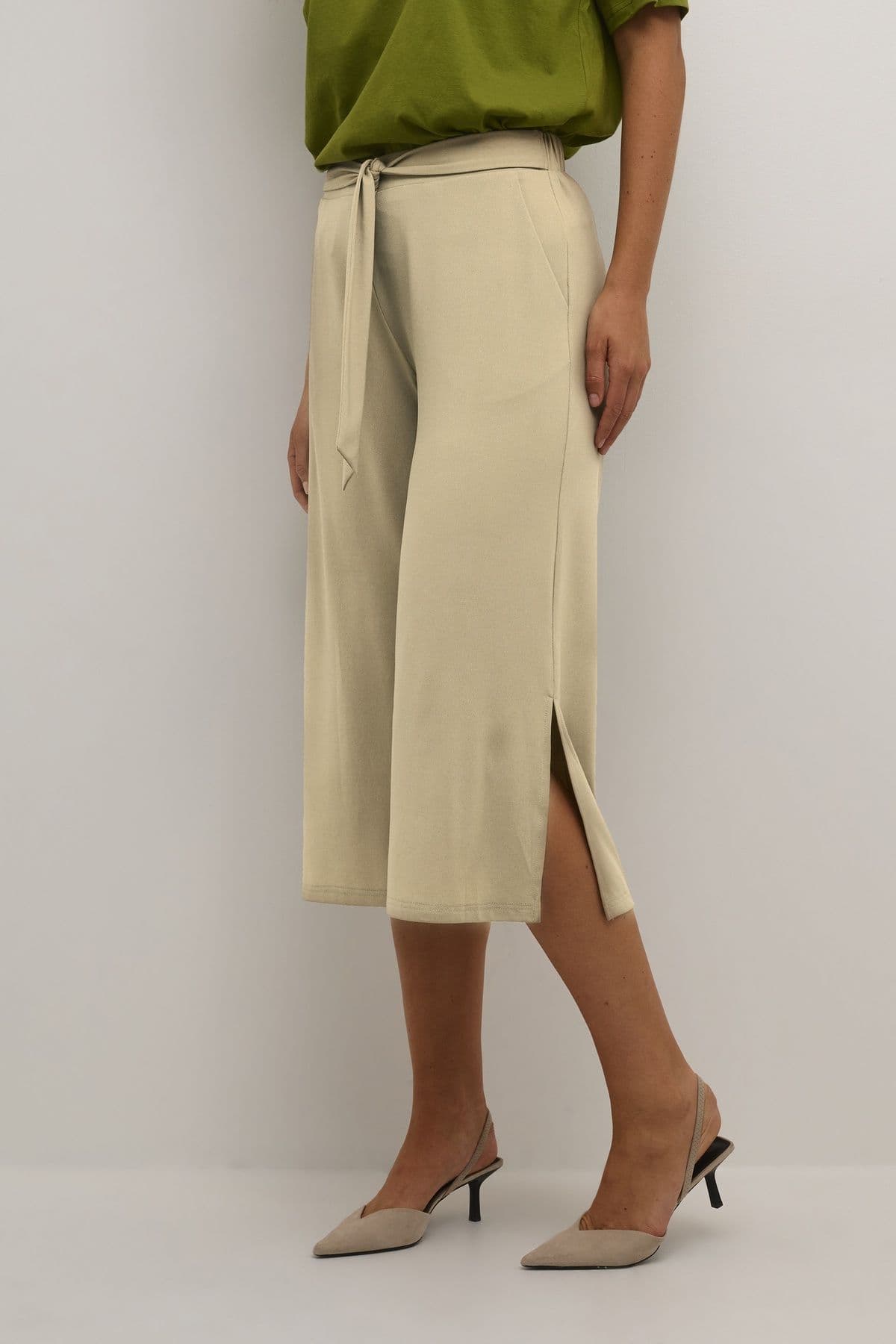 Malli Casual Cropped High Waist Trousers