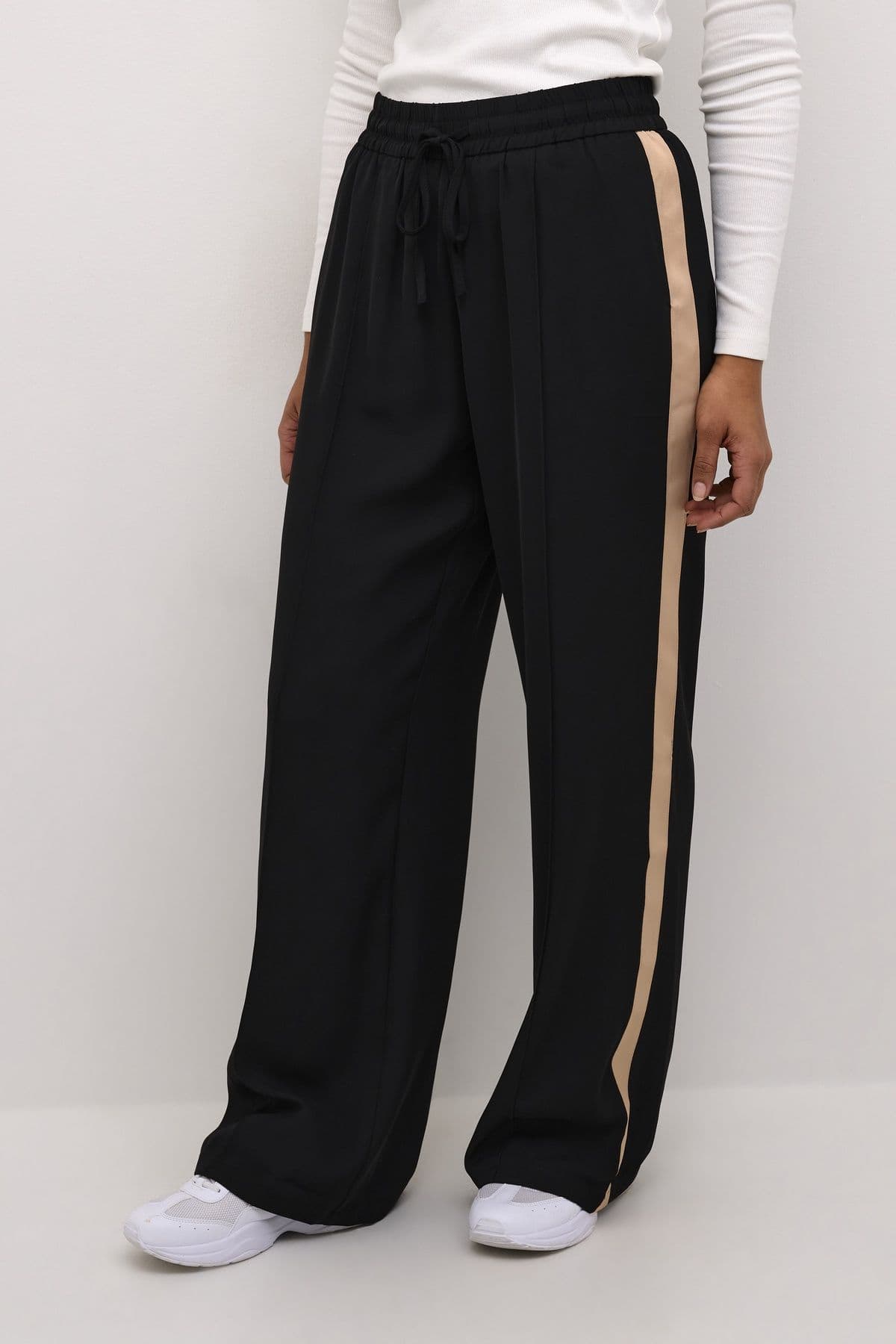 Signa High Waisted Stripes Trousers
