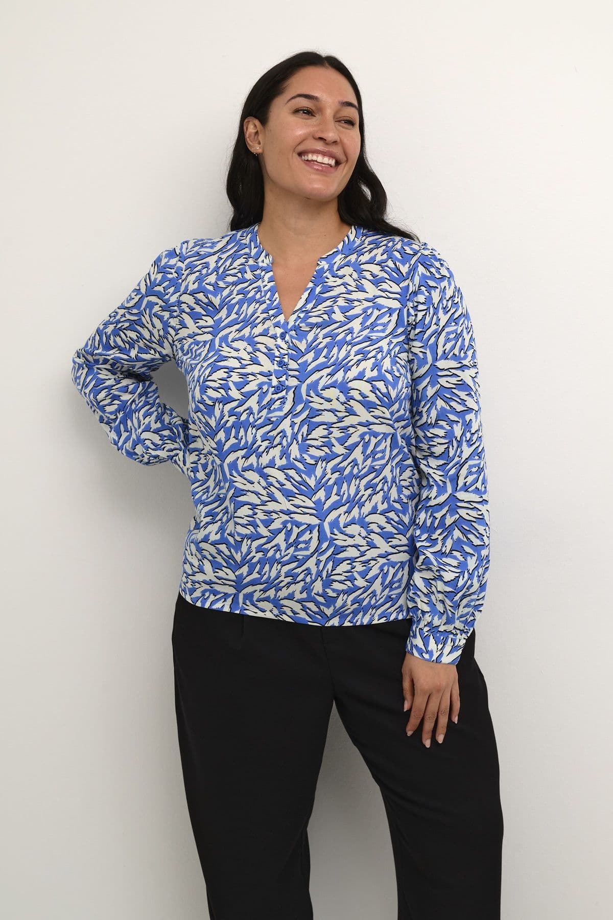 Jetta Long Sleeve Notch Neck Blouse