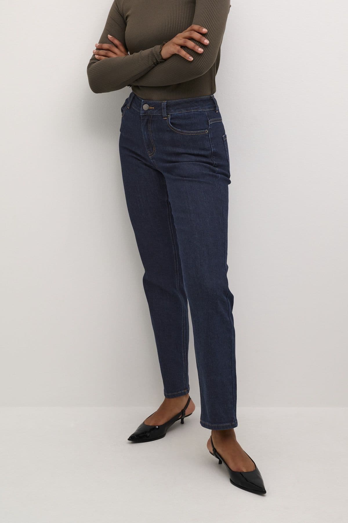 KAsinem Ankle Length Straight Leg Jeans