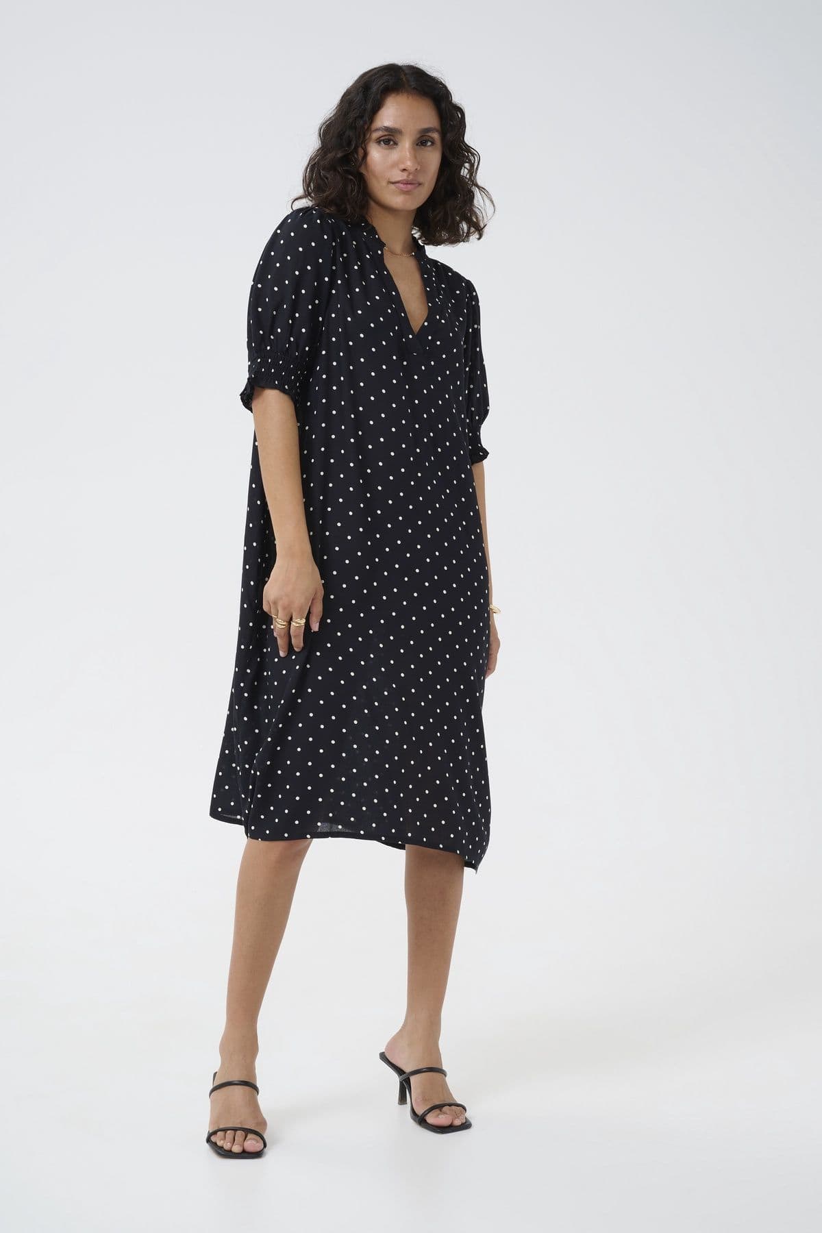 KAbeathe Short Sleeve Knee Length Dress