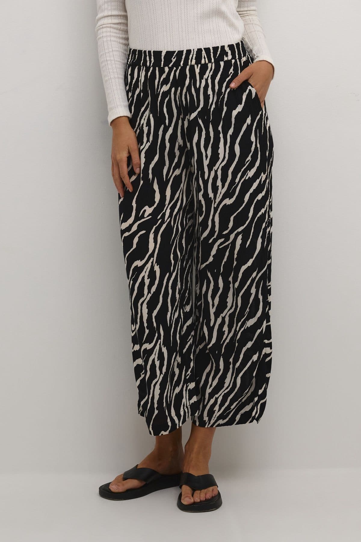 Dacia Elastic Waist Culotte Trousers