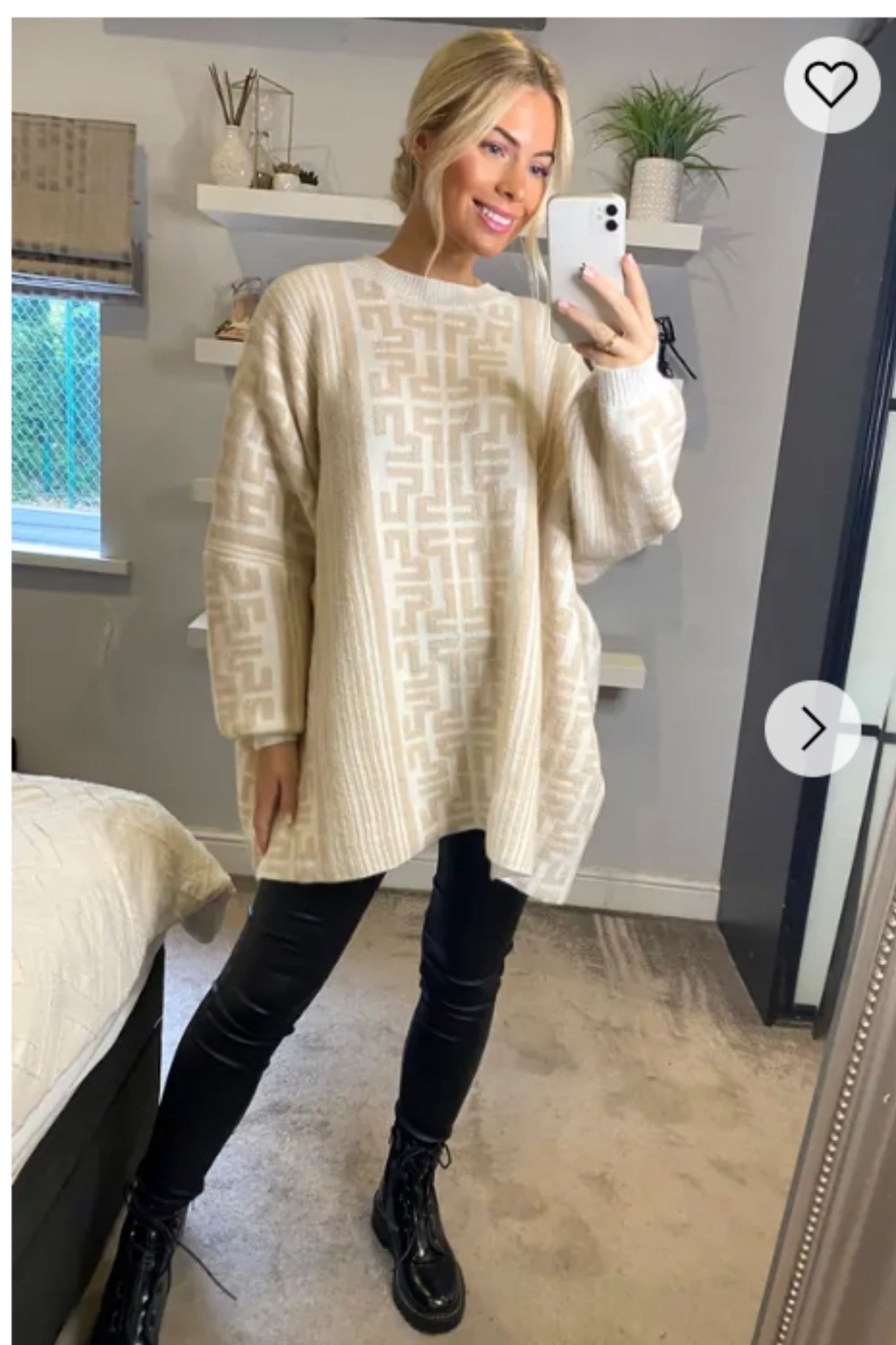 Oversized Jumper Monogrammed Pattern Light
