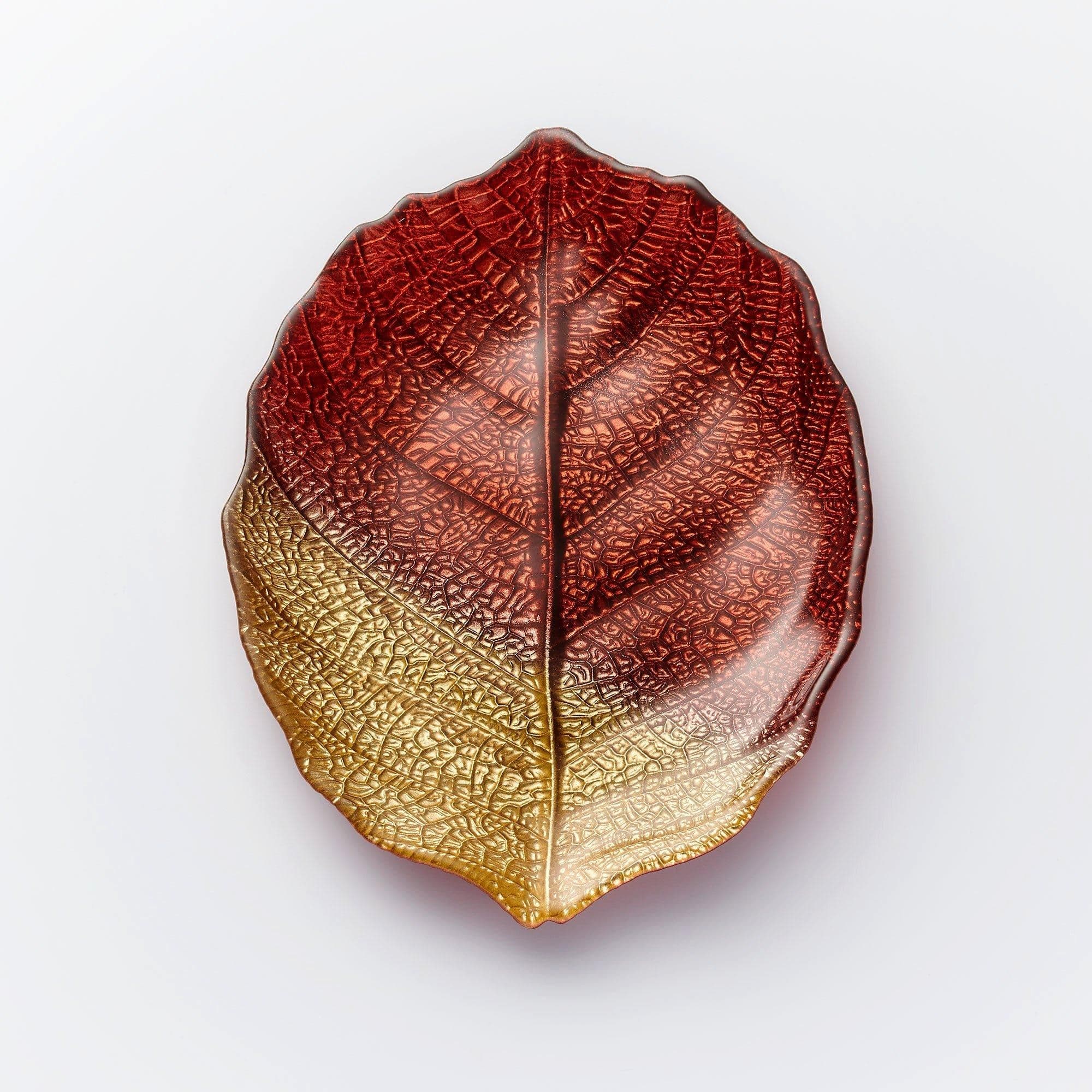 Plate Leaf Design & Gold