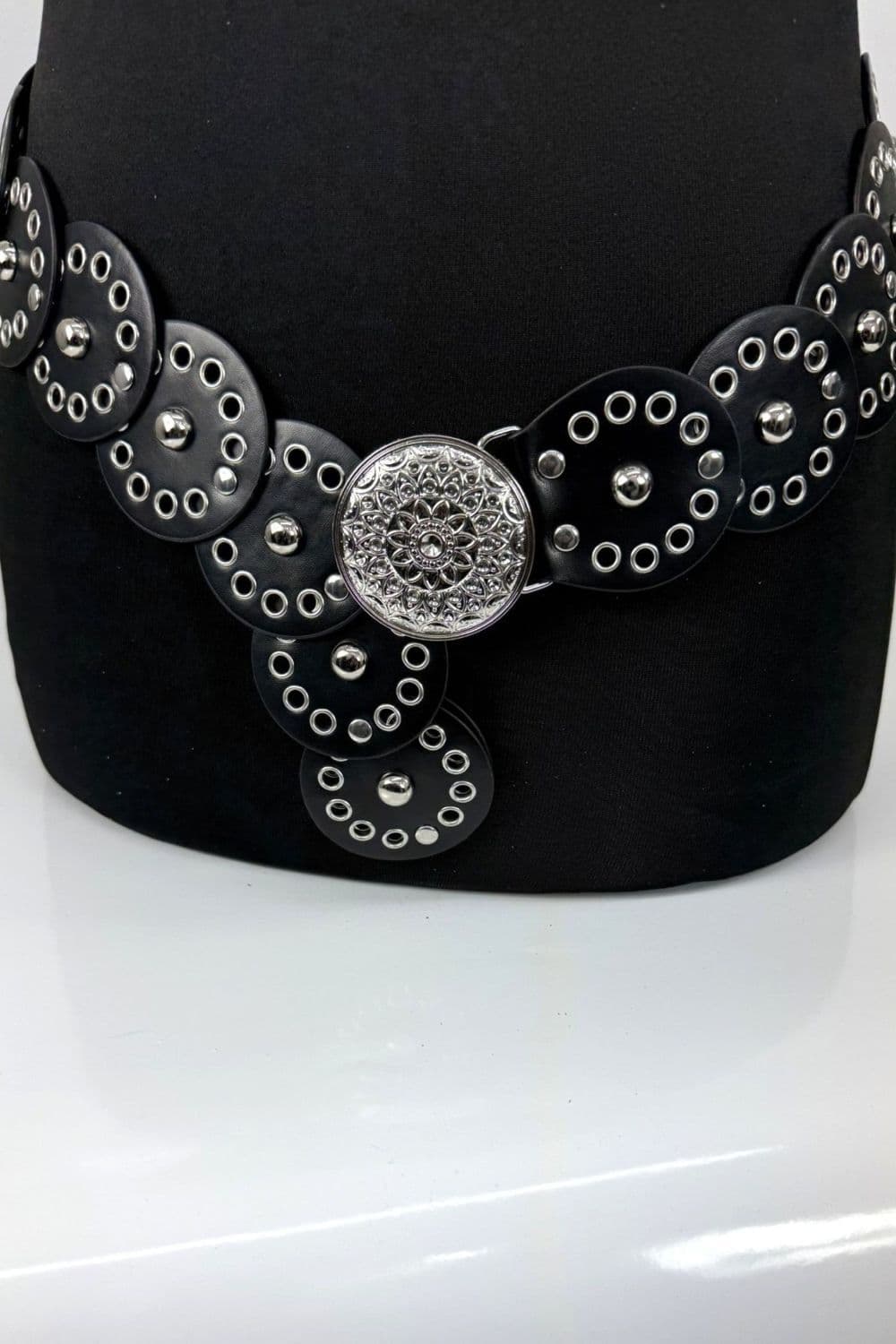 Wide Eyelet Disc Belt