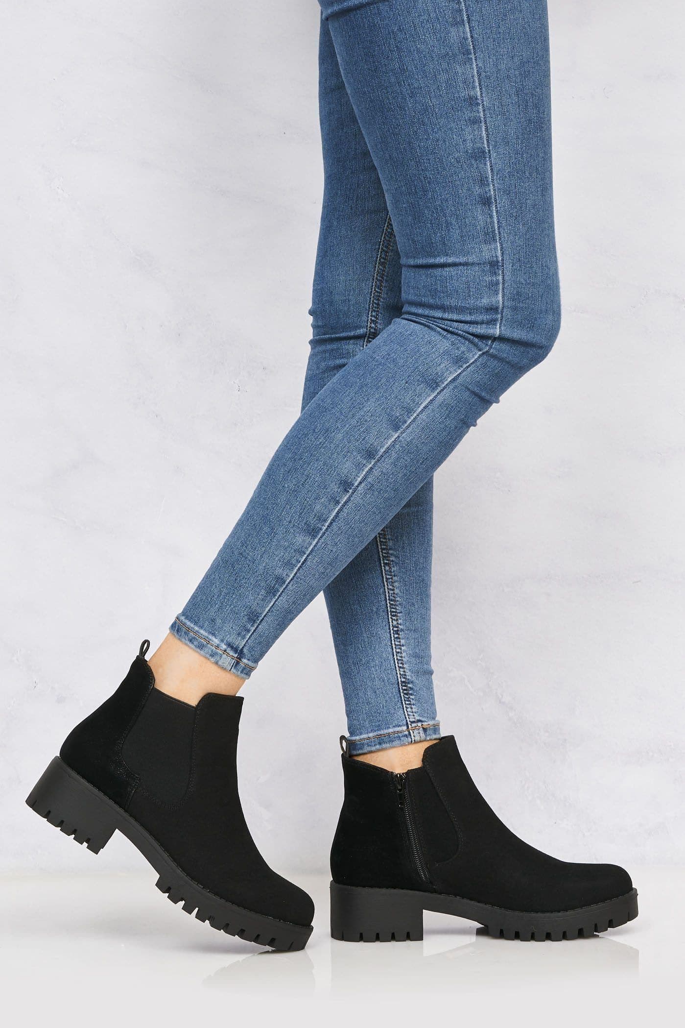 Miss Diva Women's Solo Elastic Cleated Sole Faux Suede Ankle Boots in Black | Size: 5