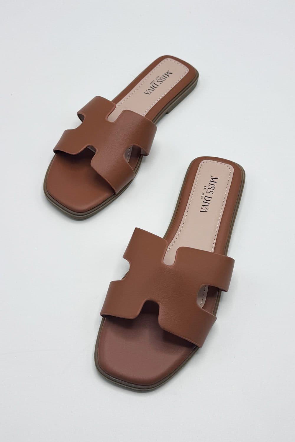 Miss Diva Women's California Faux Leather Open Toe Flat Sliders in Tan | Size: 6