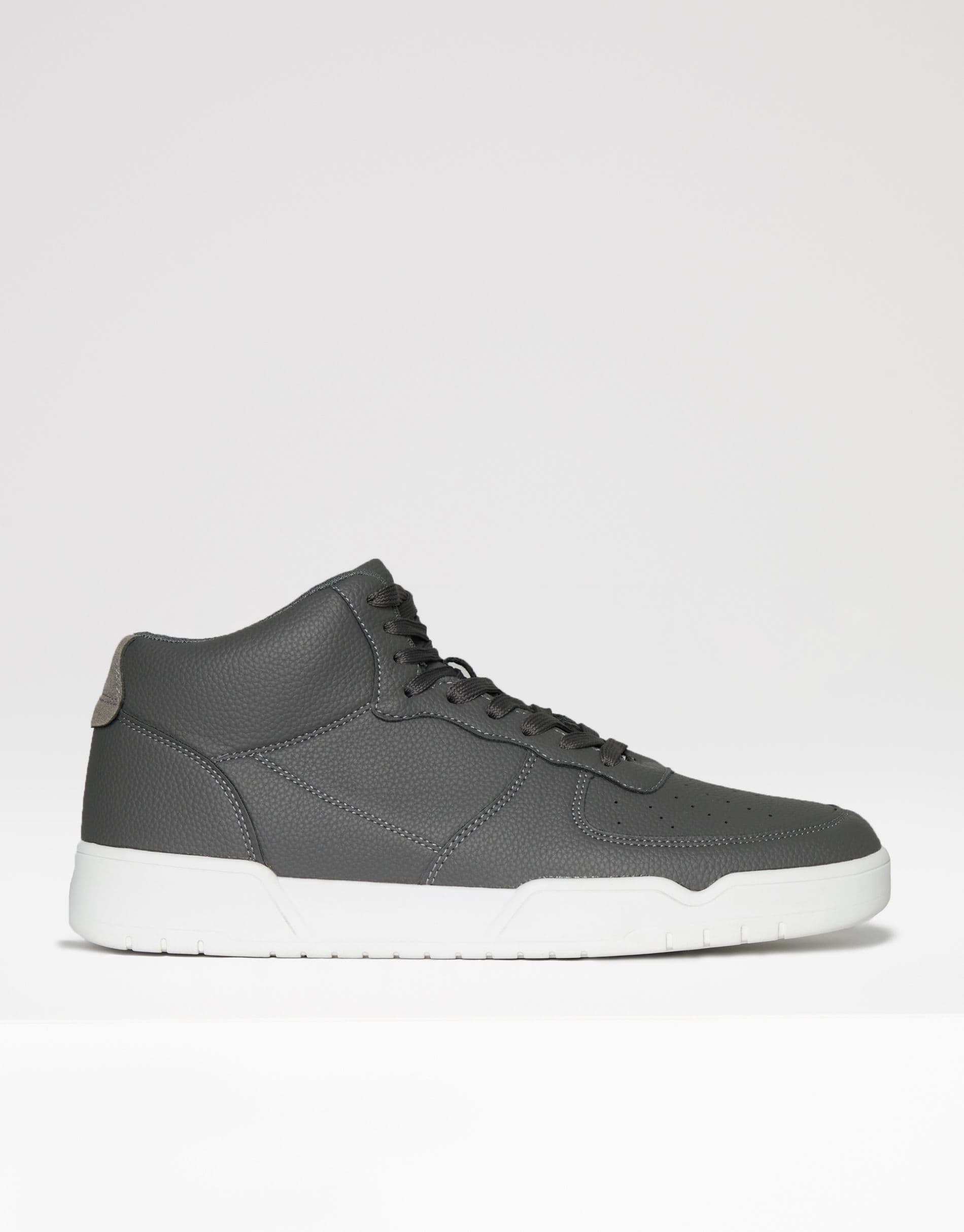 James Classic High Top Trainers