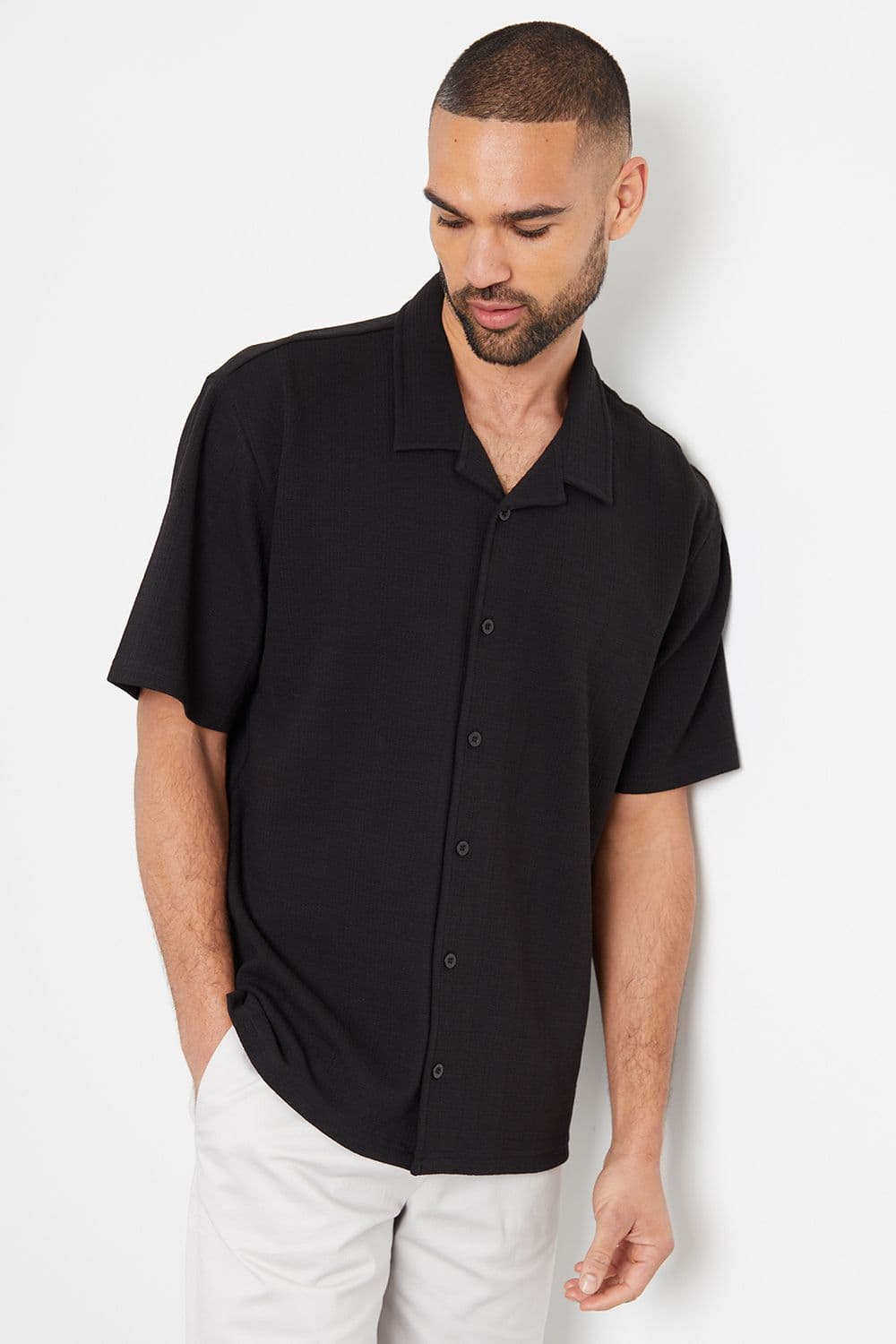 Galahad Textured Revere Collar Short Sleeve Shirt