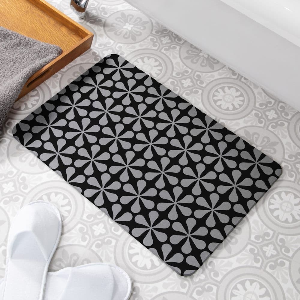 Clover Pattern Stone Non Slip Bath Mat