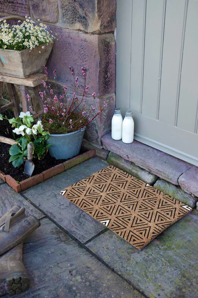 Geometric Triangle Pattern Doormat