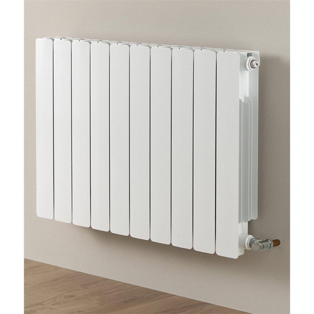 Horizontal Radiator 681mm x 640mm