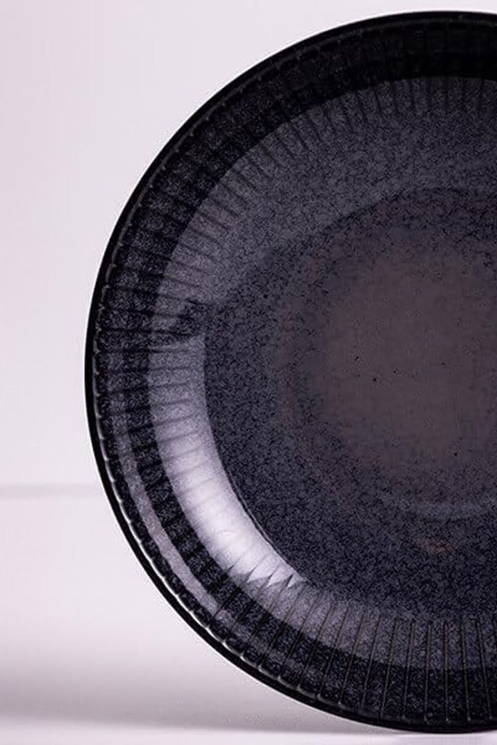 Set of 4 Reactive Linear 23cm Black Pasta Bowl