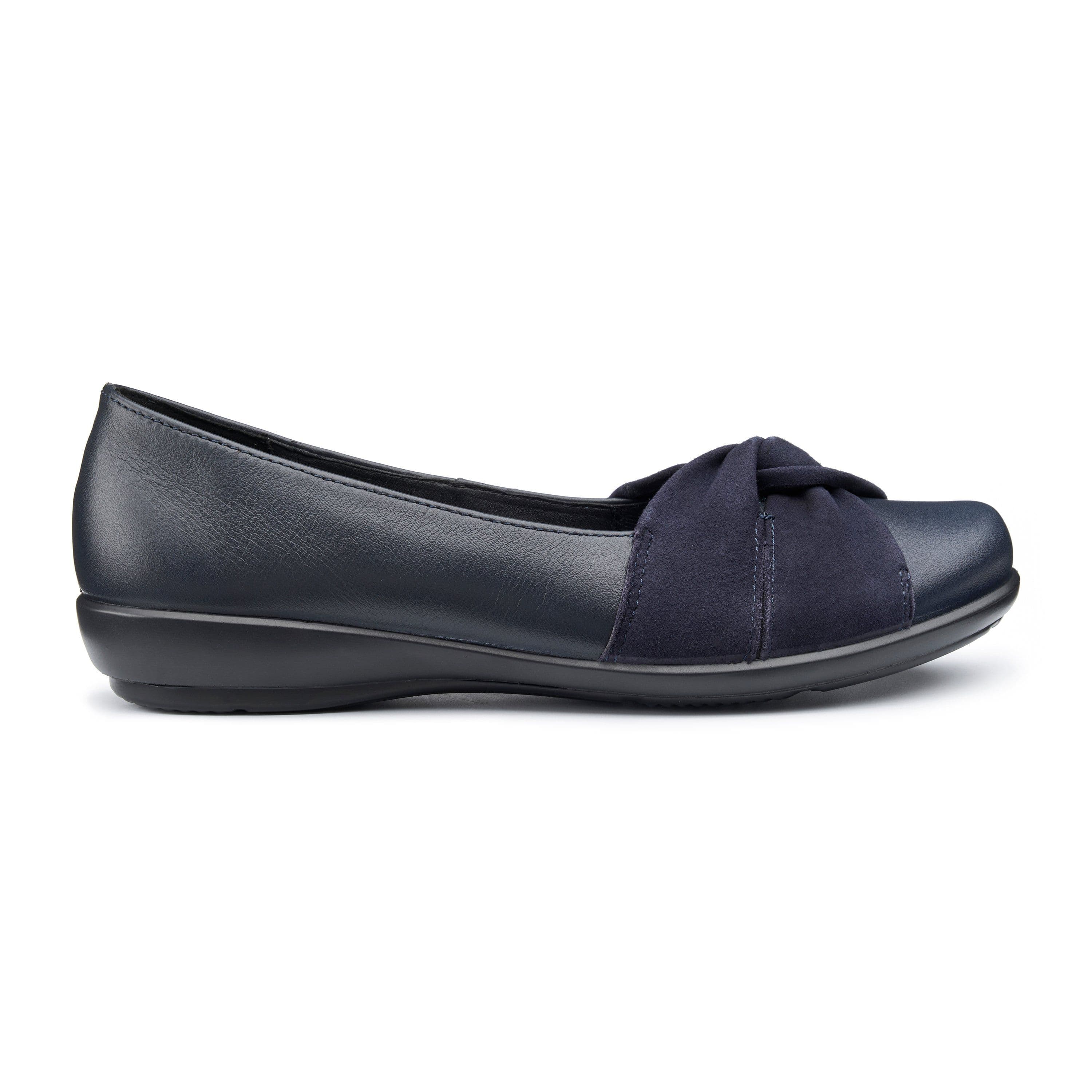 Lark Ballerinas